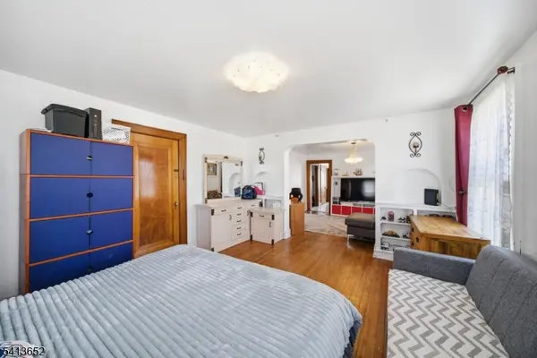 230 Rea Ave, Hawthorne Boro, NJ 07506