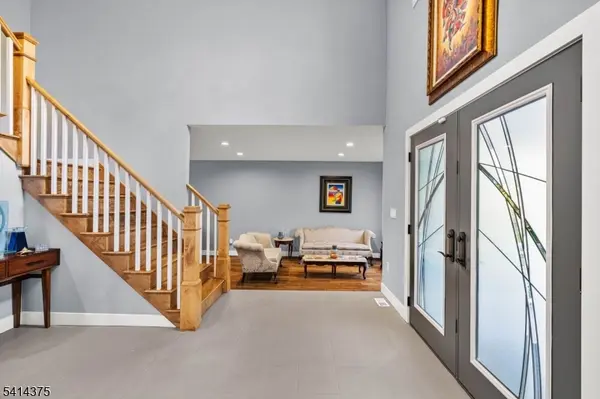 1993 Amwell Rd, Franklin Twp., NJ 08873