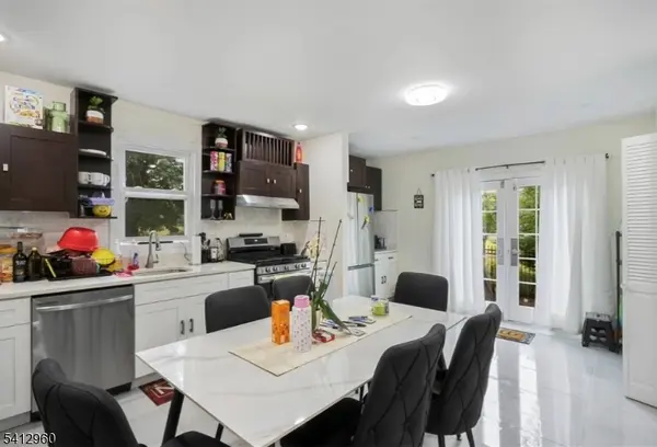 21 Lawrence St, Bloomfield Twp., NJ 07003