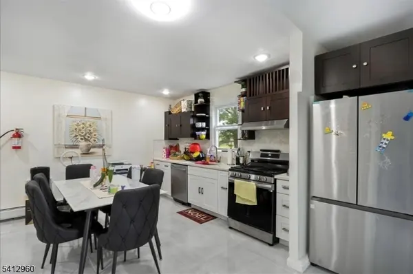 21 Lawrence St, Bloomfield Twp., NJ 07003