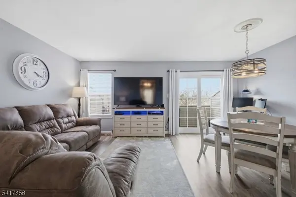 11 Green Heron Dr, Allamuchy Twp., NJ 07840