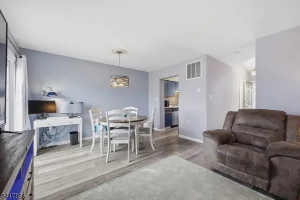 11 Green Heron Dr, Allamuchy Twp., NJ 07840