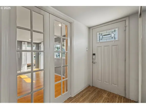 205 N Bridgeton RD #09W, Portland, OR 97217