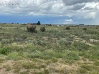 1895 E Frying Pan DR, Pueblo West, CO 81007