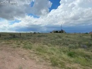 1895 E Frying Pan DR, Pueblo West, CO 81007