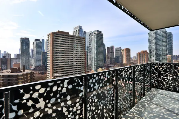 55 Charles ST E #1406, Toronto C08, ON M4Y 0J1