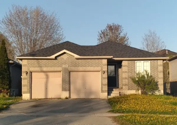 323 Johnson ST #Upper, Barrie, ON L4M 7A2