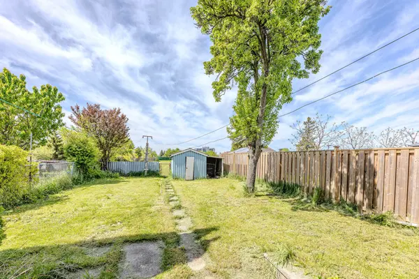 7072 Magic CT, Mississauga, ON L4T 3A1