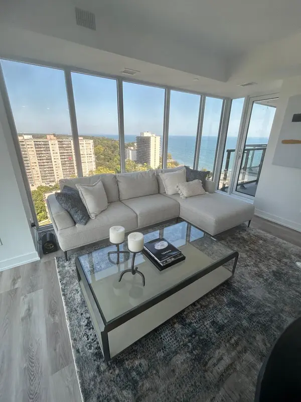 370 martha ST #1602, Burlington, ON L7R 0G9