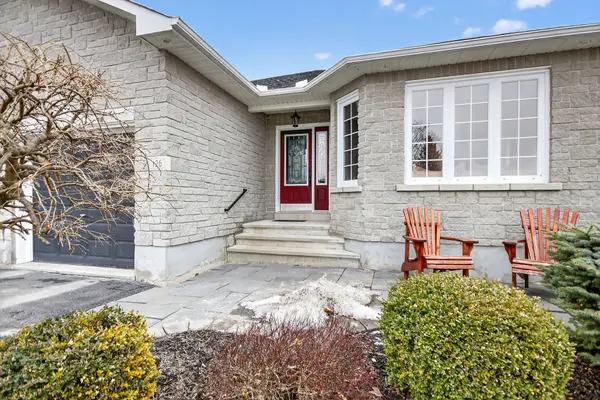 126 Metcalfe DR, Mississippi Mills, ON K0A 1A0