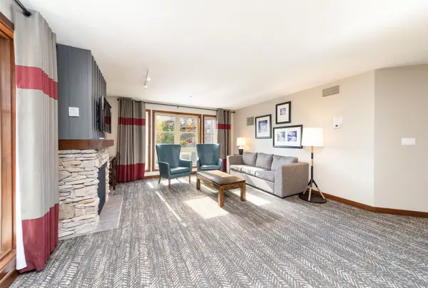 152 Jozo Weider BLVD #232, Blue Mountains, ON L9Y 0V2