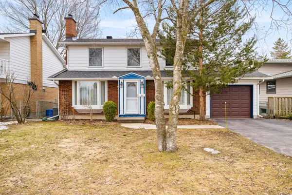 2391 Ogilvie RD, Beacon Hill North - South And Area, ON K1J 7N4