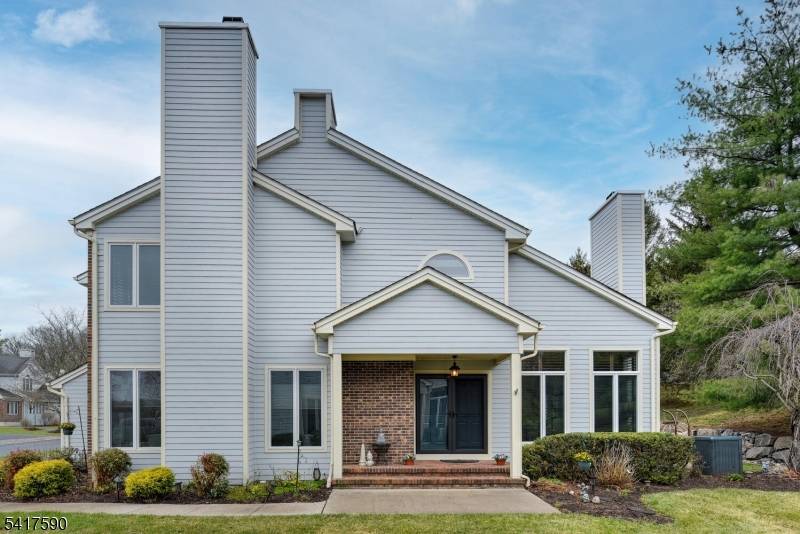 12 Aynsley Ct, Montville Twp., NJ 07045