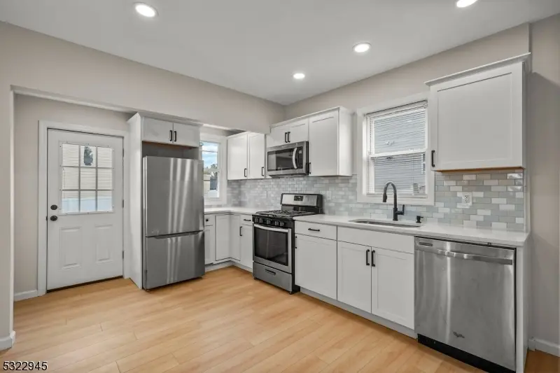 501 Centennial Ave, Cranford Twp., NJ 07016