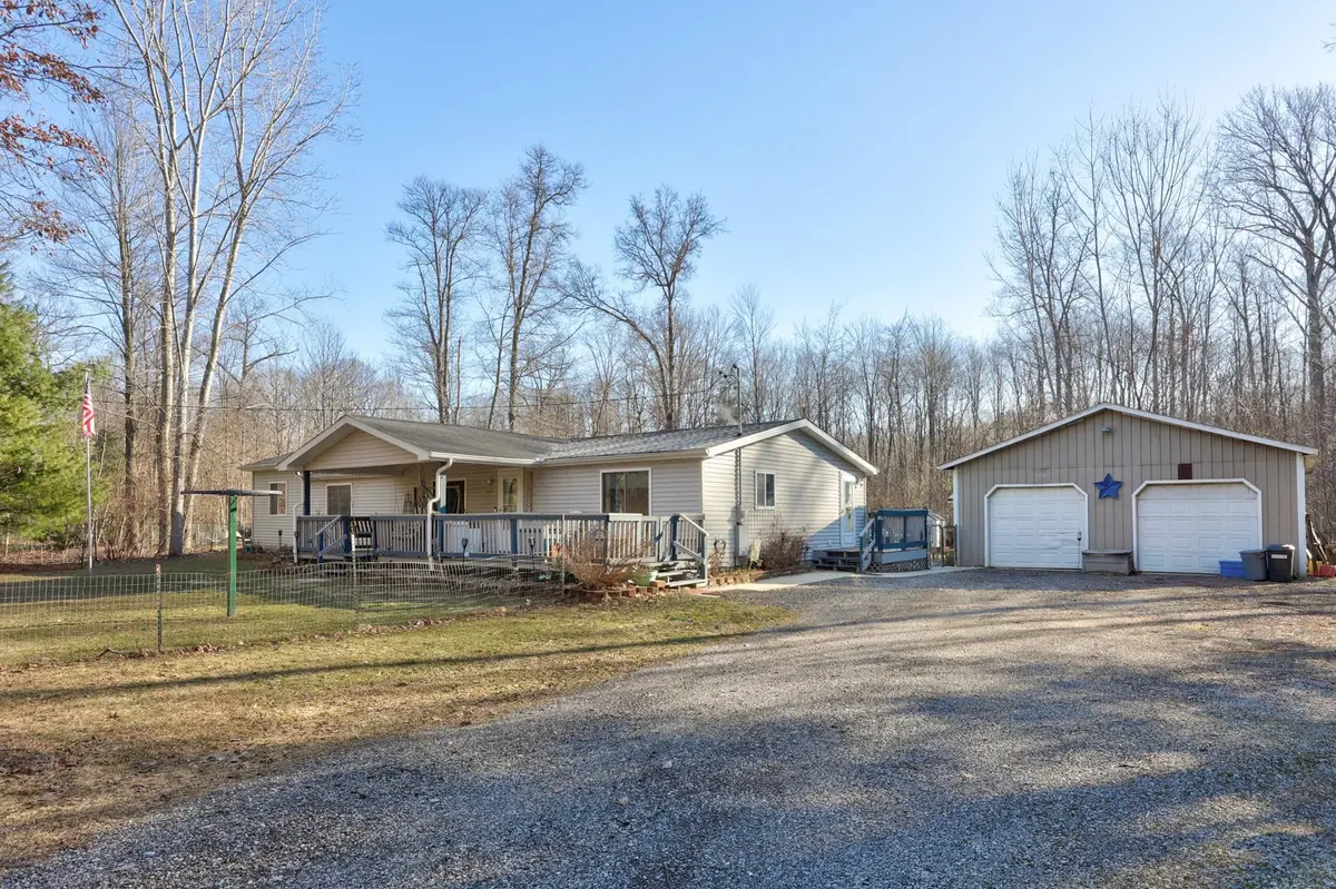 13225 East RD, Albee Twp, MI 48457