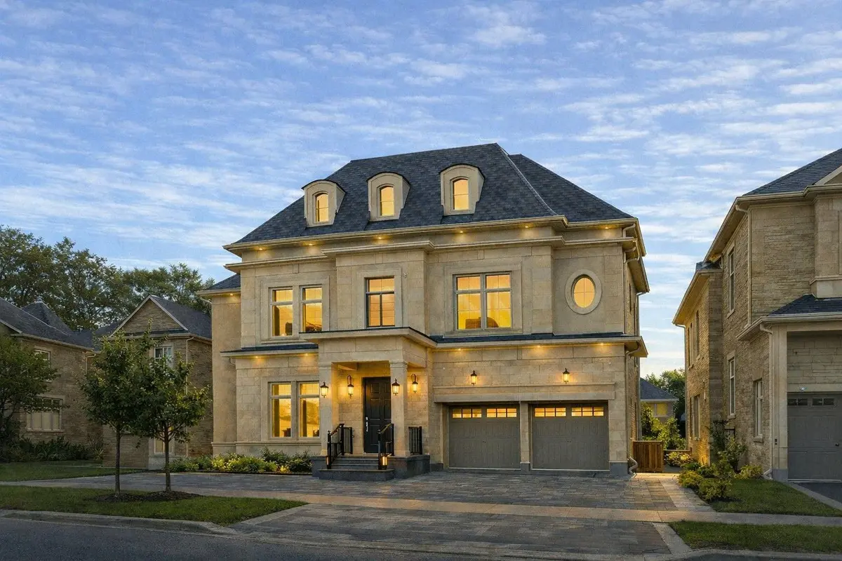 7 Aspy CT, Vaughan, ON L6A 4X8