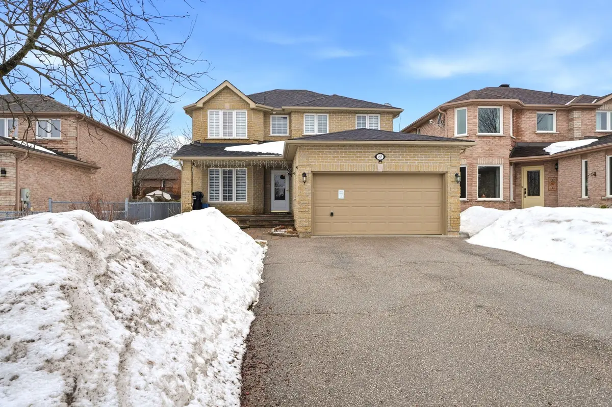 68 Kraus RD, Barrie, ON L4N 0N5