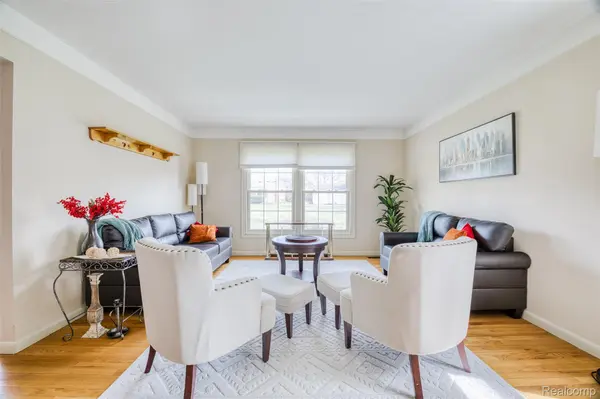 41862 Baintree CIR, Northville Township, MI 48168