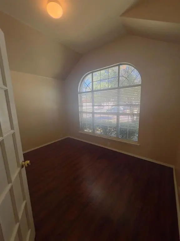 8720 Chisholm Trail, Cross Roads, TX 76227