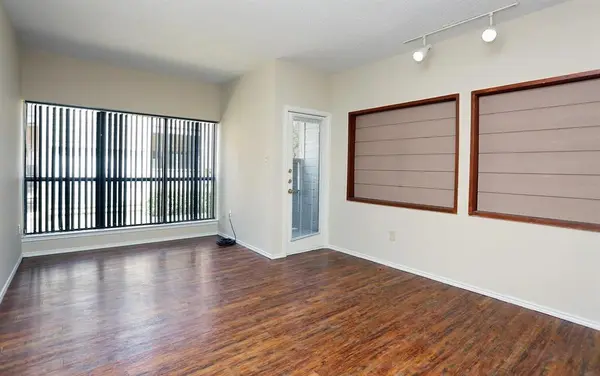 9254 Forest Lane #507, Dallas, TX 75243