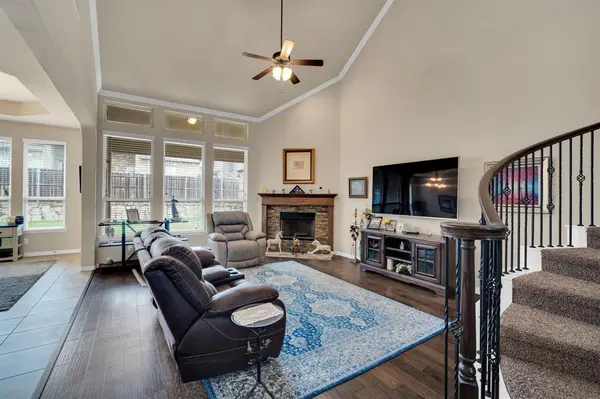 409 Brookdale Drive, Midlothian, TX 76065