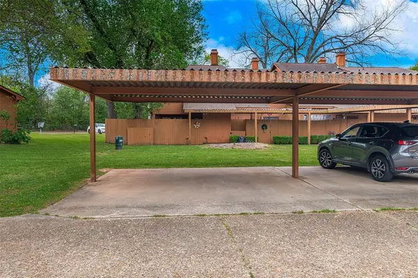 3401 Stonebrook Place, Shreveport, LA 71105