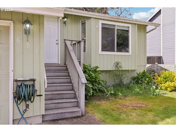 691 SW LINNEMAN CT, Gresham, OR 97030