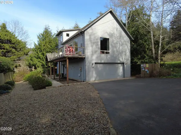 15 SHELL ST, Yachats, OR 97498