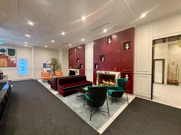 180 Front ST E #2610, Toronto C08, ON M5A 0A9