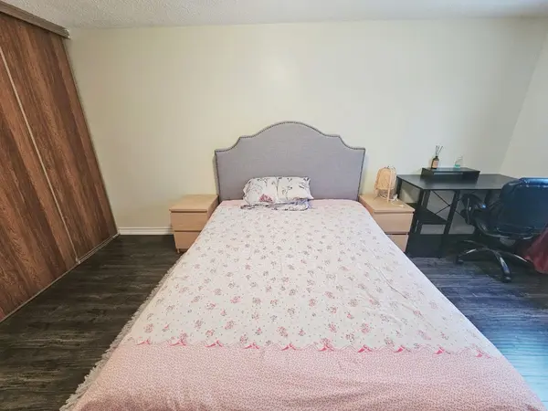 1935 Memory LN #Private One Bedroom, Pickering, ON L1V 2T9