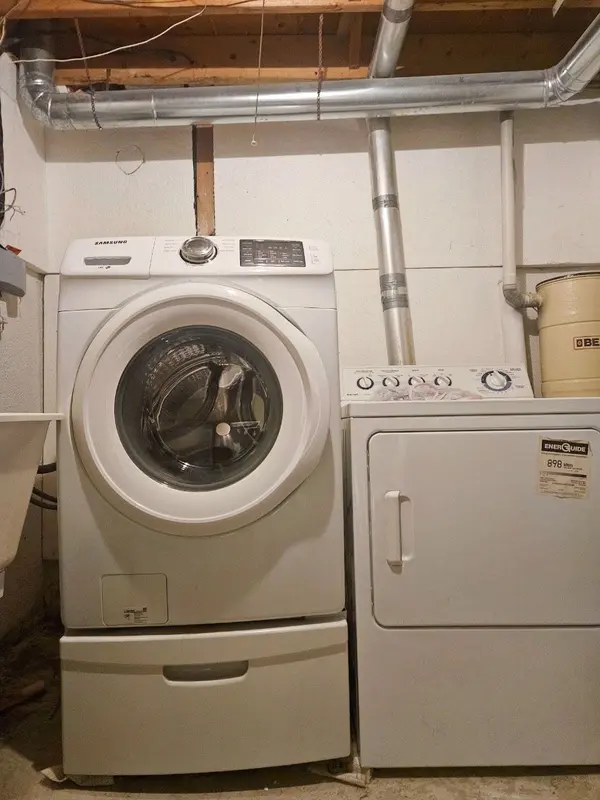 1935 Memory LN #Private One Bedroom, Pickering, ON L1V 2T9