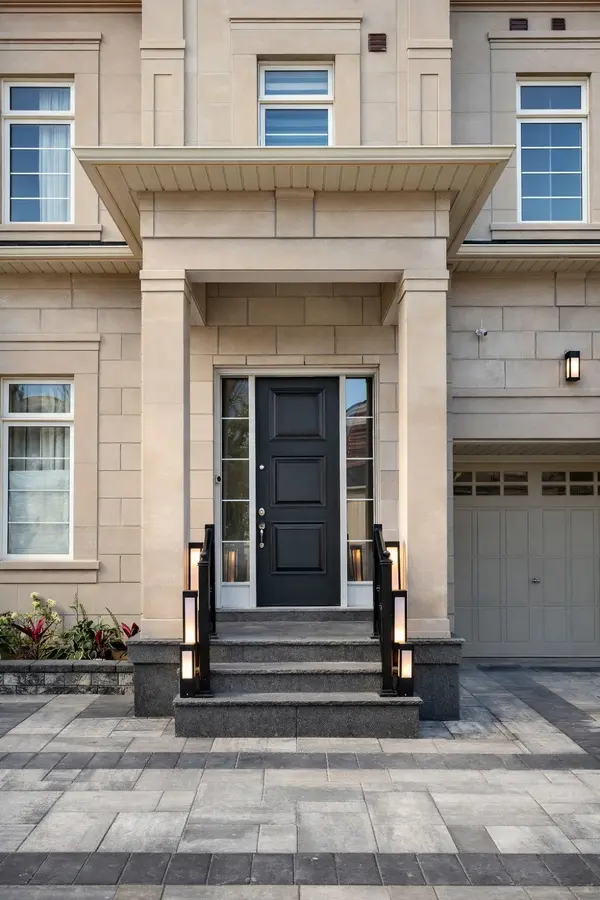 7 Aspy CT, Vaughan, ON L6A 4X8