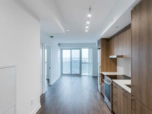 195 Commerce ST #1709, Vaughan, ON L4K 0P9