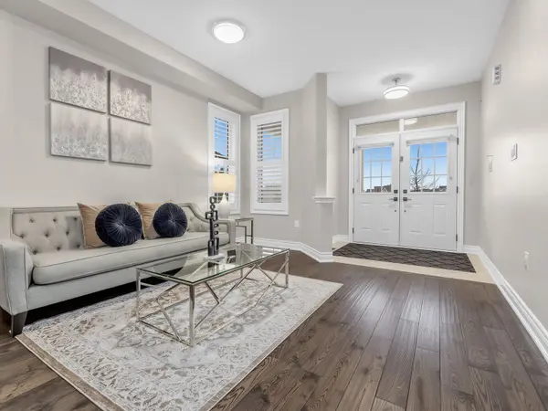 22 Andreeta DR, Vaughan, ON L4H 4H2