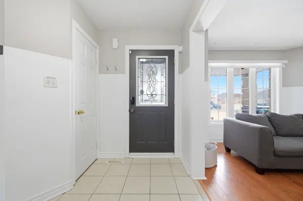 68 Kraus RD, Barrie, ON L4N 0N5