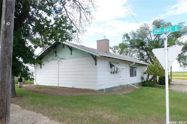 48 2nd AVENUE E, Lafleche, SK S0H 2K0
