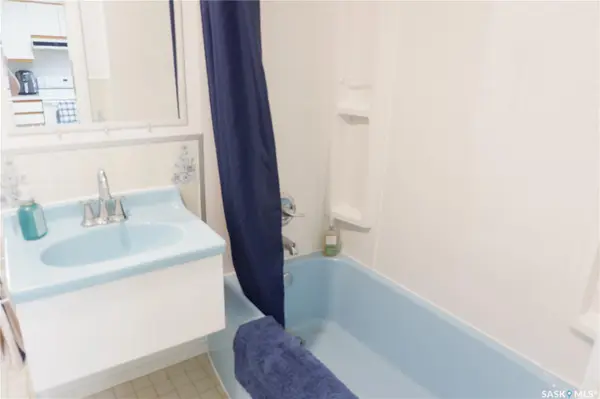 48 2nd AVENUE E, Lafleche, SK S0H 2K0