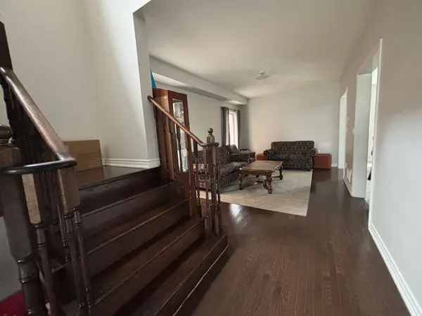 92 Meltwater CRES, Brampton, ON L6P 3W5