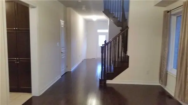 92 Meltwater CRES, Brampton, ON L6P 3W5