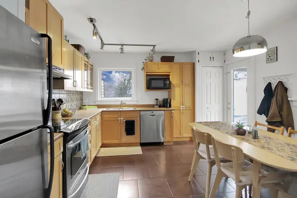 345 Tweedsmuir AVE, Westboro - Hampton Park, ON K1Z 5N3