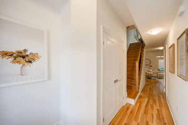 111 Wilson ST E #2, Hamilton, ON L9B 2G7