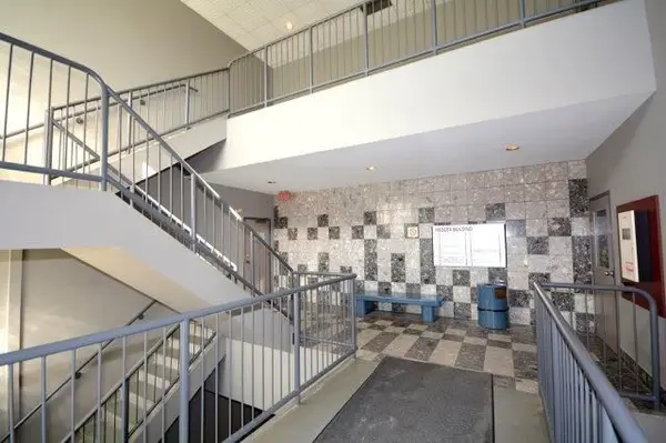 339 WELLINGTON RD #210, London South, ON N6C 5Z9