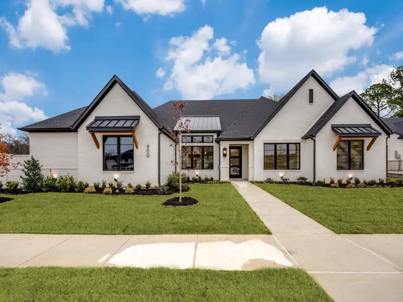 400 SARATOGA Drive, Denton, TX 76210