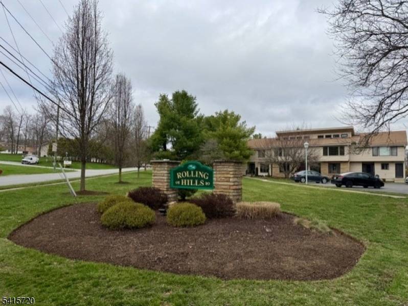 301 Cheyenne Rd, Andover Twp., NJ 07848