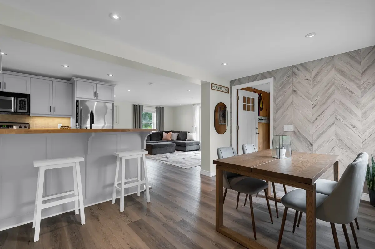 398 Concession 5 RD, Haldimand, ON N0A 1G0