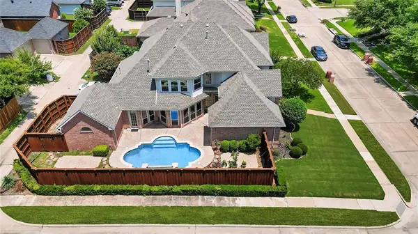 1807 Meadowcove Drive, Richardson, TX 75081