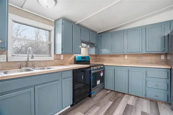 114 Sunset Acres Court, Granbury, TX 76048