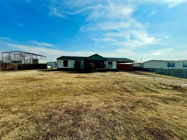 312 Choice Drive, Palmer, TX 75152