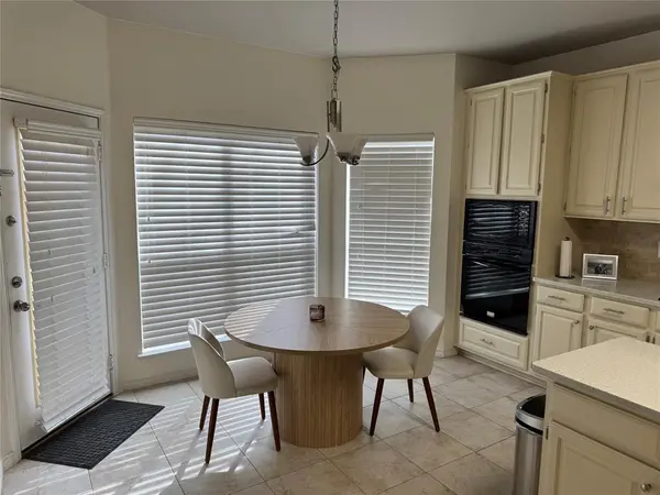 3448 Lark Meadow Way, Dallas, TX 75287