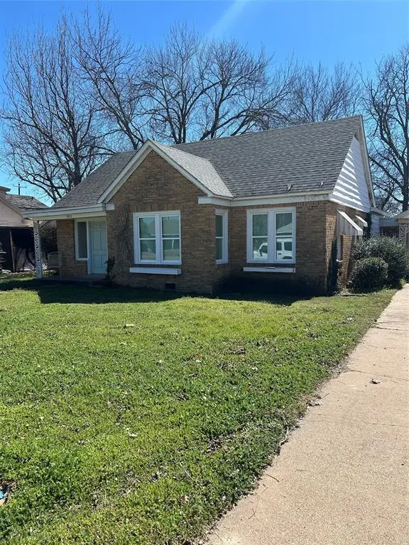 903 W Main Street, Olney, TX 76374